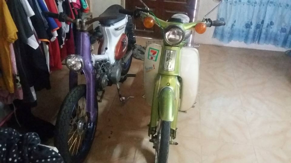 ขายๆๆคับ C70 สองคัน NOทบ. ขายเหมาๆอยากรูหลายละเอียดโทรมาคับ ขาย11500คับ