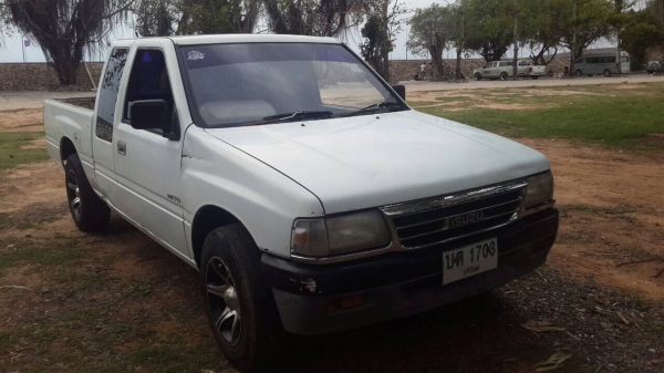 ISUZU TFR ปี 37 เครื่อง 90 แรง เพาเวอร์โรงงาน คัสชีเลื่อม หัวบางเดิม แอร์เย็น ทะเบียนครบ