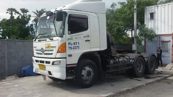 หลุดจอง หัวลาก10ล้อ  HINO ปี53