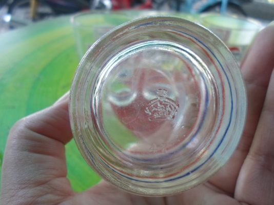 ขายแก้วเก่า มีหลายแบบ แก้วเป๊ปซี่ แก้วลายดอกไม้ แก้วกาแฟ ด่วน !!! ใบละ 50