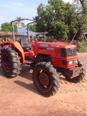 แทรกเตอร์คูโบต้า เอ็ม 5000 สภาพดีเดิมทั้งคัน พร้อมใช้งาน แถมโรตารี่ให้ด้วย