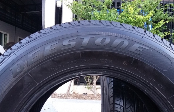 ยาง,265-65-17 Deestone สภาพเต็มปลายปี11 สี่เส้น 5,000