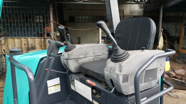 ขาย รถขุด KOBELCO รุ่น SK35SR มือสองญี่ปุ่น แทร็กเหล็ก สลักแน่น ทุกจุด พร้อมใช้งาน มือถือ/LINE ID :0818753444 ขาย รถขุด KOBELCO รุ่น SK35SR มือสองญี่ปุ่น แทร็กเหล็ก สลักแน่น ทุกจุด พร้อมใช้งาน มือถือ/LINE ID :0818753444