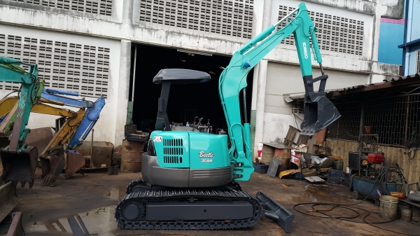 ขาย รถขุด KOBELCO รุ่น SK35SR มือสองญี่ปุ่น แทร็กเหล็ก สลักแน่น ทุกจุด พร้อมใช้งาน  มือถือ/LINE ID :0818753444