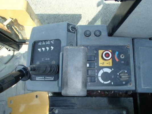 รถบด 18 ตัน CAT CS76XT-CYX***** ปี2010 4554ชม. หากรอของได้ 30-45 วัน ติดต่อคุยกันได้เลยครับ รถบด 18 ตัน CAT CS76XT-CYX***** ปี2010 4554ชม. หากรอของได้ 30-45 วัน ติดต่อคุยกันได้เลยครับ