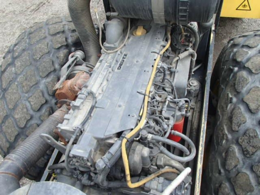 รถบด 19-20 ตัน BOMAG 219D-4  ปี2010   5733ชม. หากรอของได้ 30-45 วัน ติดต่อคุยกันได้เลยครับ