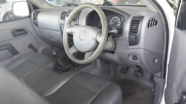 ขายถูก Isuzu ตอนเดียว ปี 2003 สภาพพร้อมใช้งาน