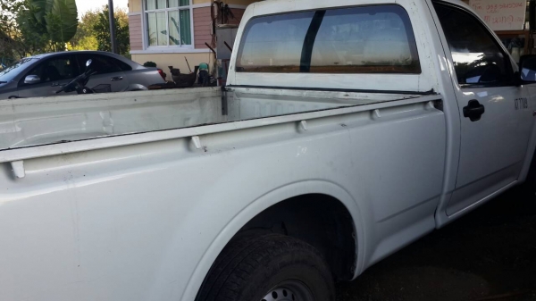 ขายถูก Isuzu ตอนเดียว ปี 2003 สภาพพร้อมใช้งาน