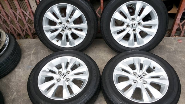 ล้อ Honda City2012 ยางบริสโตน 175 65 15