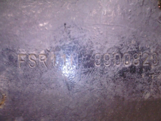 รถบรรทุกน้ำจืด/ Isuzu เครื่อง 6BG1/ 175 แรง บรรจุน้ำประมาณ 5000 ลิตร