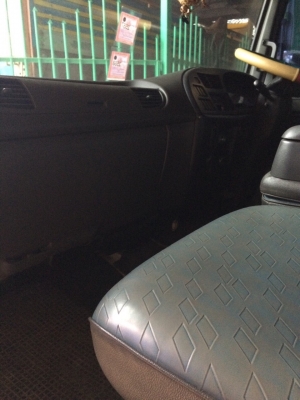 ขายรถหกล้อ ISUZU เดกก้า 200แรงม้า ตู้แห้ง10บาน ปี49 ยาว7.60เมตร ขายรถหกล้อ ISUZU เดกก้า 200แรงม้า ตู้แห้ง10บาน ปี49 ยาว7.60เมตร