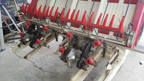 รถปลูกข้าวนั่งขับ YANMAR  RR40  (2) ดำนา 4 แถว   เก่าญี่ปุ่น สภาพสวย เครื่องยนต์ติดง่าย สภาพพร้อมใช้งาน