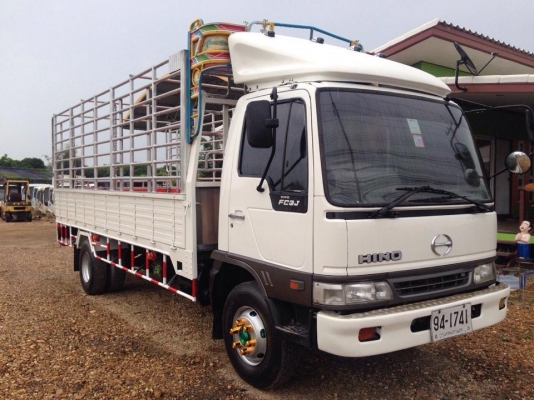 6 ล้อ HINO FC4J 165 แรง  ยาว 5.50 เมตร