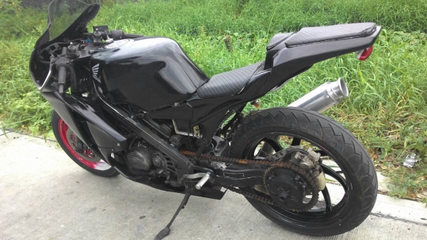 โอ บางนา ขาย vfr400 nc24 เอกสารสำเนาทะเบียน ราคา 39000 บาท