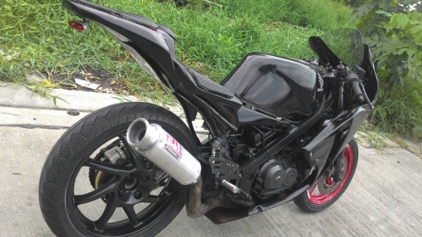 โอ บางนา ขาย vfr400 nc24 เอกสารสำเนาทะเบียน ราคา 39000 บาท