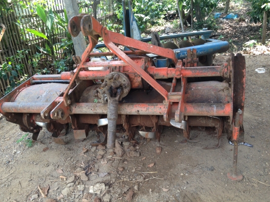 ขายผานเจ็ดกับจอบหมุนครับ