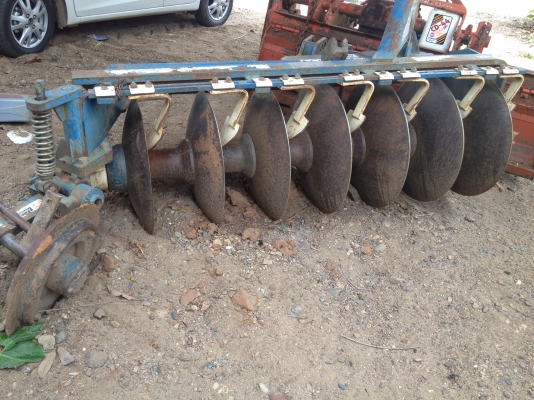 ขายผานเจ็ดกับจอบหมุนครับ