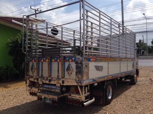 6 ล้อ HINO 175 แรง ปี 54 ยาว5.50 6 ล้อ HINO 175 แรง ปี 54 ยาว5.50