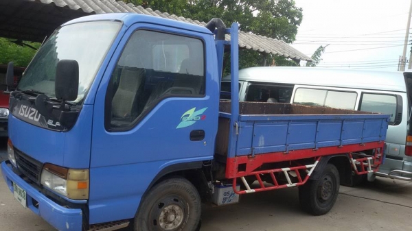 4ล้อกลางสวยถุกดี