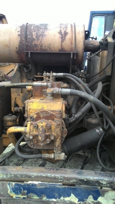 ขาย Komatsu pc120-3 ราคาย่อมเยาครับ