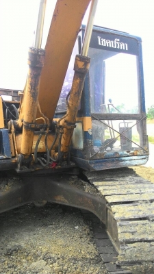 ขาย Komatsu pc120-3 ราคาย่อมเยาครับ