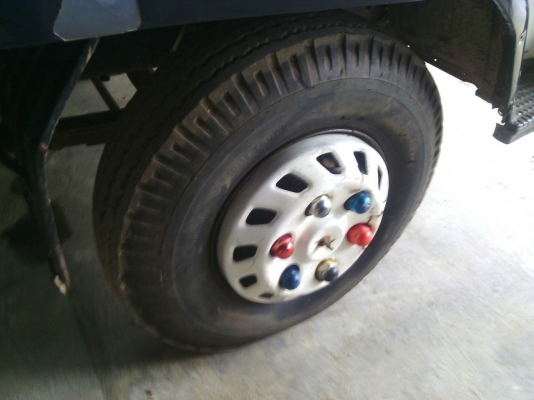 รถมิตซู 6 ล้อดั้ม 165 แรงม้า.  ปี 40   สนใจติดต่อ  081 - 6079515