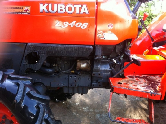 ขายรถไถ Kubota L 3408 (4WD) พร้อมเครื่องเจาะหลุม รถพร้อมใช้งานครับ