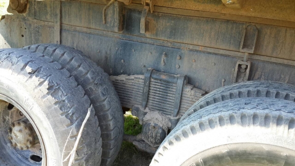 รถฮีโน่ 10 ล้อดั้ม FM3H  195 แรงม้า. ปี 37    ( * ขายตามสภาพ / ไม่มีเล่มทะเบียน. )      สนใจติดต่อ  081 - 6079515