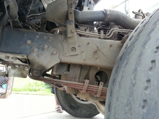 รถฮีโน่ 10 ล้อ  FL1J  ( ไม่ดั้ม )  220 แรงม้า. ปี 50   ( รถวิ่ง 4xx,xxx กว่า กม. )      สนใจติดต่อ  081 - 6079515