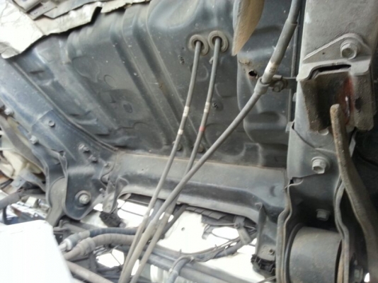 รถฮีโน่ 10 ล้อ  FL1J  ( ไม่ดั้ม )  220 แรงม้า. ปี 50   ( รถวิ่ง 4xx,xxx กว่า กม. )      สนใจติดต่อ  081 - 6079515