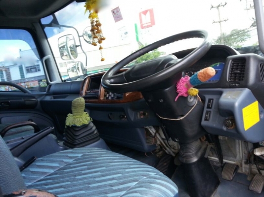 รถฮีโน่ 10 ล้อ  FL1J  ( ไม่ดั้ม )  220 แรงม้า. ปี 50   ( รถวิ่ง 4xx,xxx กว่า กม. )      สนใจติดต่อ  081 - 6079515