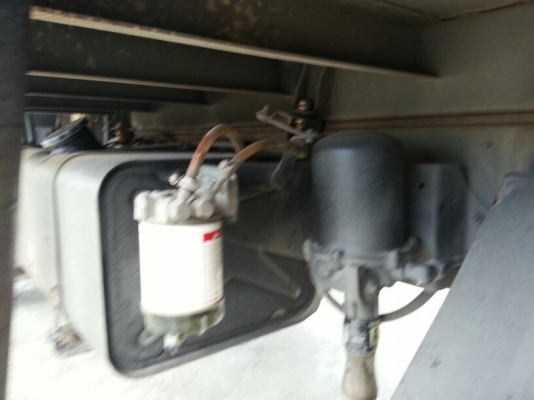 รถฮีโน่ 10 ล้อ  FL1J  ( ไม่ดั้ม )  220 แรงม้า. ปี 50   ( รถวิ่ง 4xx,xxx กว่า กม. )      สนใจติดต่อ  081 - 6079515