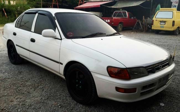 Toyota collora ปี 95 เกียร์ M/T ขับสนุก ติดแก๊ส lpg รถสวย