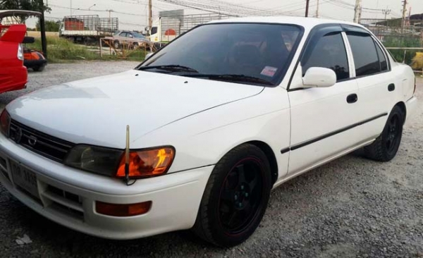 Toyota collora ปี 95 เกียร์ M/T ขับสนุก ติดแก๊ส lpg รถสวย