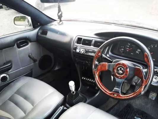 Toyota collora ปี 95 เกียร์ M/T ขับสนุก ติดแก๊ส lpg รถสวย