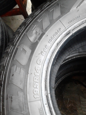 195R14 BRIDGESTONE LEO 677 มี 2 เส้น Tel.081-427-3941 195R14 BRIDGESTONE LEO 677 มี 2 เส้น Tel.081-427-3941