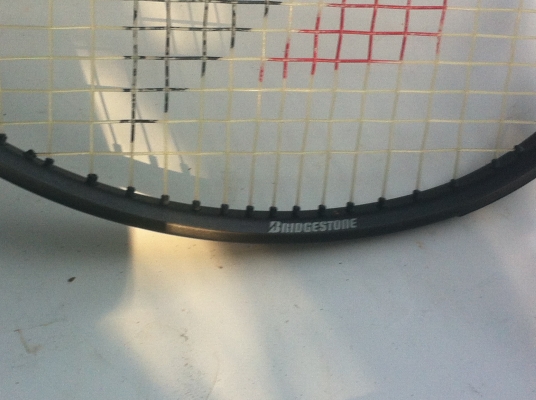 ไม้เทนนิส  Bridgestone อย่างดีคุณภาพสูงจากญี่ปุ่น น้ำหนักเบา สภาพสวยเก่าเก็บ