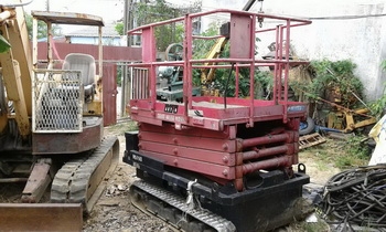 ขายตามสภาพ ราคาถูกครับ - รถแมนลิฟท์, รถยกกระเช้า ขากรรไกร AKITO สูง 6 เมตร ใช้แบตเตอรี่ 4 ลูก 1460 kg