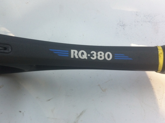 ไม้เทนนิส  YONEX ผลิตจากวัสดุคอมโพสิต อย่างดีคุณภาพสูงจากญี่ปุ่น น้ำหนักเบา สภาพสวยเก่าเก็บ