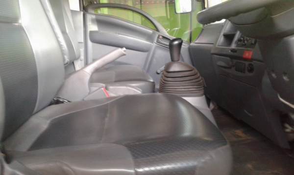 หกล้อ อีซูชุ NPR 150 ปี53 รถบ้านสภาพดี สวยจัดสีเดิมทั้งคัน พร้อมใช้งาน เล่มทะเบียนพร้อมโอน