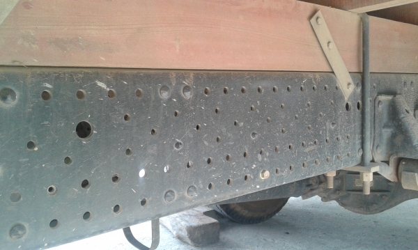 หกล้อ อีซูชุ NPR 150 ปี53 รถบ้านสภาพดี สวยจัดสีเดิมทั้งคัน พร้อมใช้งาน เล่มทะเบียนพร้อมโอน