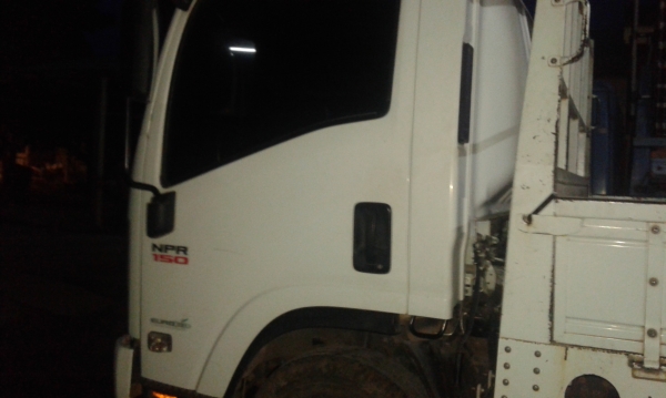 หกล้อ อีซูชุ NPR 150 ปี53 รถบ้านสภาพดี สวยจัดสีเดิมทั้งคัน พร้อมใช้งาน เล่มทะเบียนพร้อมโอน