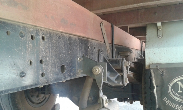 หกล้อ อีซูชุ NPR 150 ปี53 รถบ้านสภาพดี สวยจัดสีเดิมทั้งคัน พร้อมใช้งาน เล่มทะเบียนพร้อมโอน