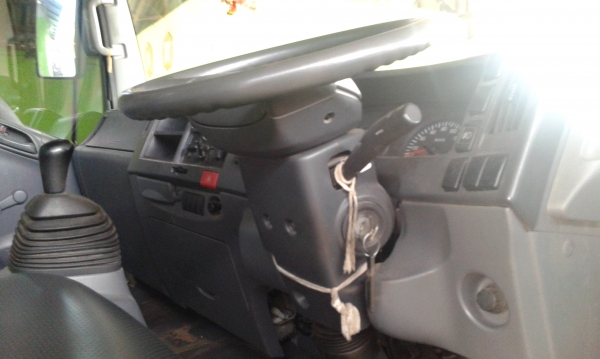 หกล้อ อีซูชุ NPR 150 ปี53 รถบ้านสภาพดี สวยจัดสีเดิมทั้งคัน พร้อมใช้งาน เล่มทะเบียนพร้อมโอน