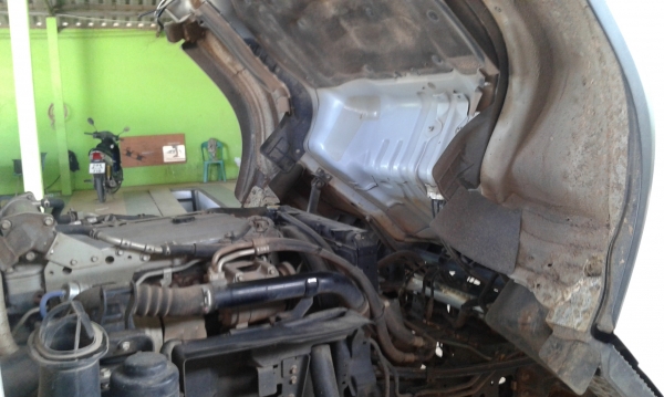 หกล้อ อีซูชุ NPR 150 ปี53 รถบ้านสภาพดี สวยจัดสีเดิมทั้งคัน พร้อมใช้งาน เล่มทะเบียนพร้อมโอน