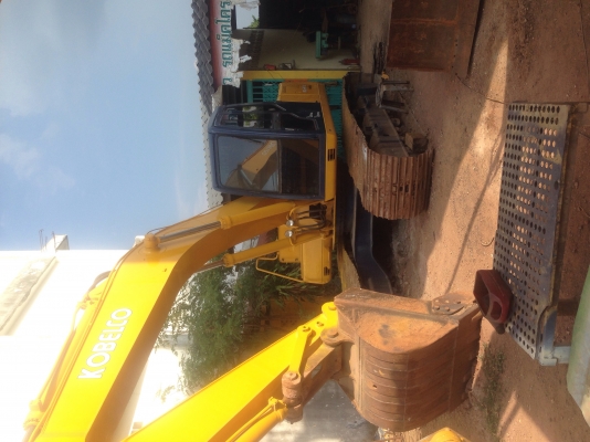 Kobelco 200mark3  ไฟฟ้าครบ ช่วงล่าง75\% เครื่องปั๊ปดีครับ อินวอย