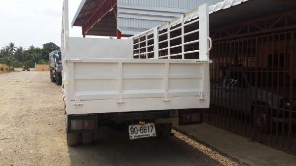 Mitsubishi FK415 รถห้าง ปี38 Mitsubishi FK415 รถห้าง ปี38