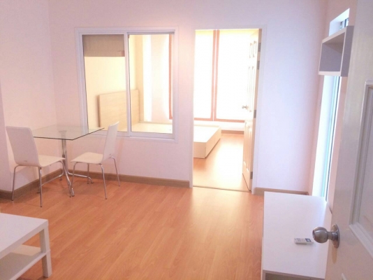 Life @ BTS Tha-Phra (ไลฟ์ แอท บีทีเอส ท่าพระ) คอนโดมิเนียม