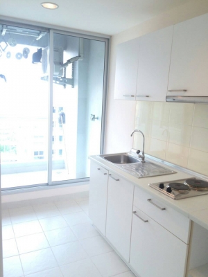 Life @ BTS Tha-Phra (ไลฟ์ แอท บีทีเอส ท่าพระ) คอนโดมิเนียม