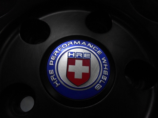 ขายล้อแม็กแต่ง HRE ขอบ 18F8R9(5/114.3) ล้อซ่อมร้าวมา วิ่งได้ปกติ ขายถูก 4,800.- ** NET**